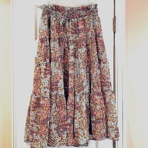 Midi length Skirt